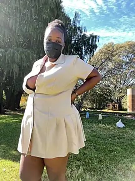 MaskedBootyLicious28