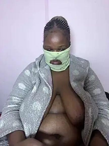 MaskedBootyLicious28
