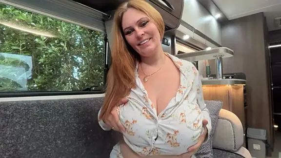 BustySwingingSlut