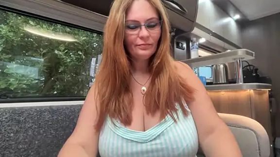 BustySwingingSlut