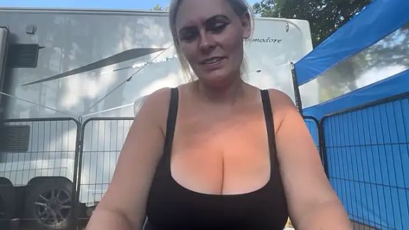 BustySwingingSlut
