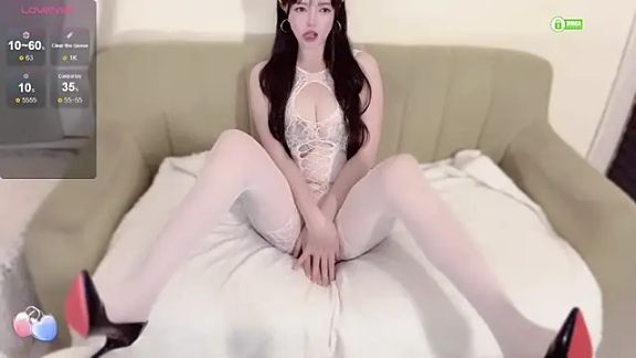 Seven_y7