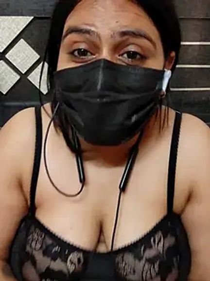 Aysha_69