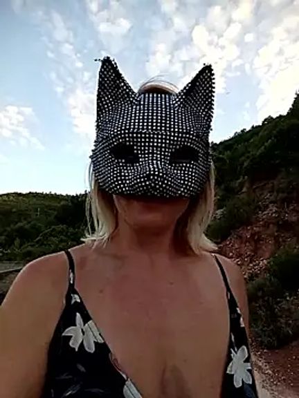 HotWife_VR