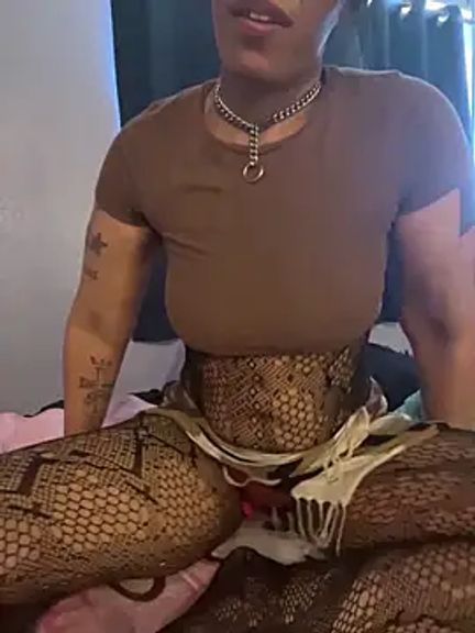 Desirae_Luciano