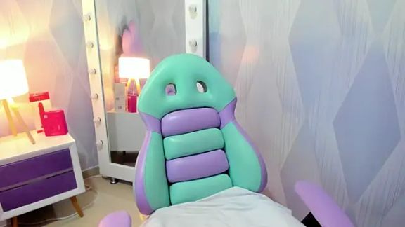 Hellencute18_