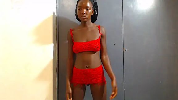 PetiteEbonyBabe_