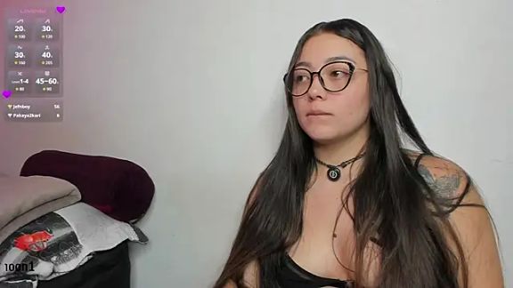 Pamelaa_moon1