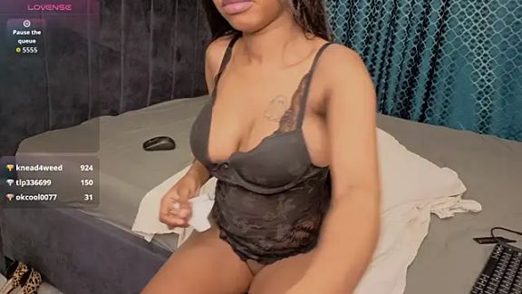 Pretty_Ebony_Doll