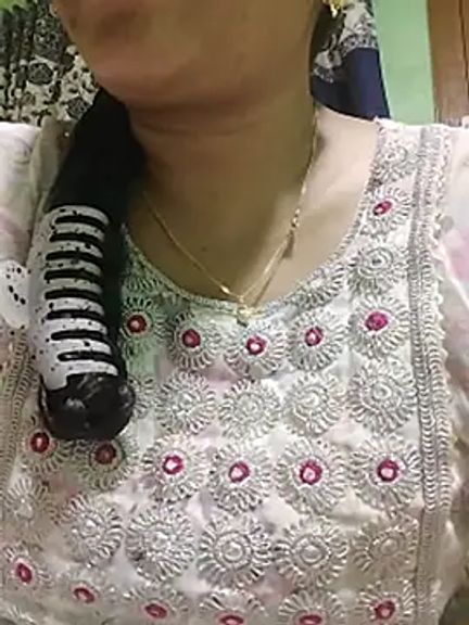 Monika_telugu_queen