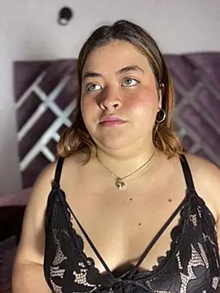 ZoeBennett_Pink