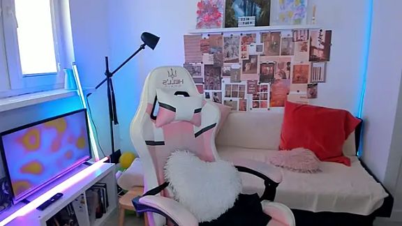Mia_Madden