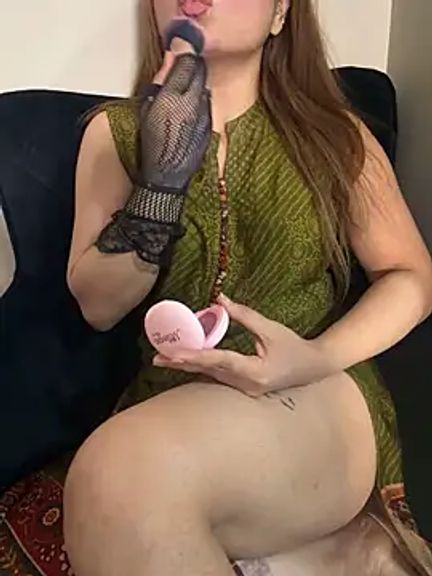 Tasty_LushDesire