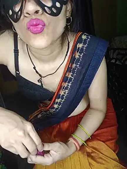 Sexy_Hena_69