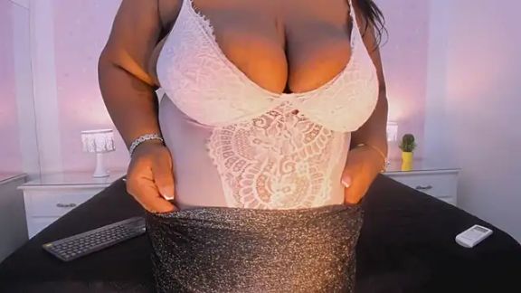 TreisyVixen