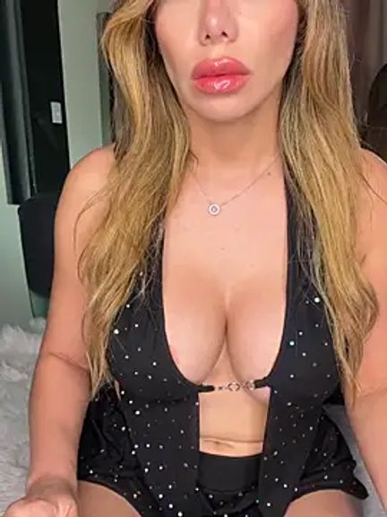 NiaCrawfordd