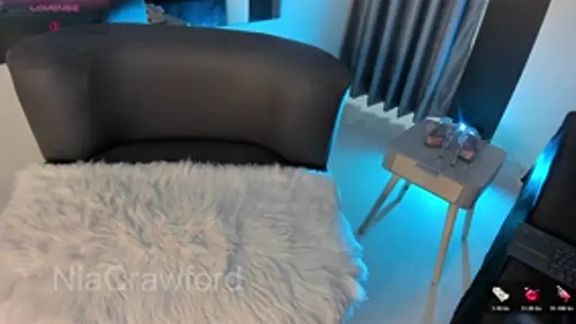 NiaCrawfordd
