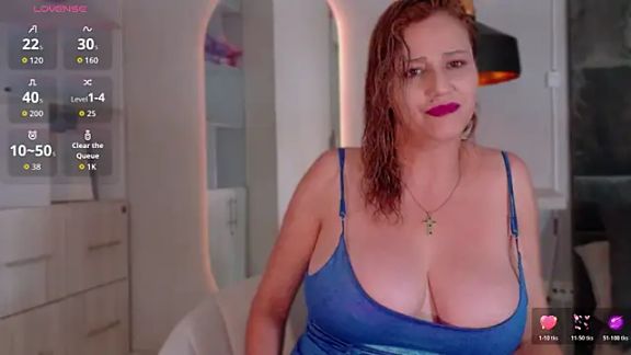 Adrianaa_gold