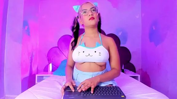 Eva_honey