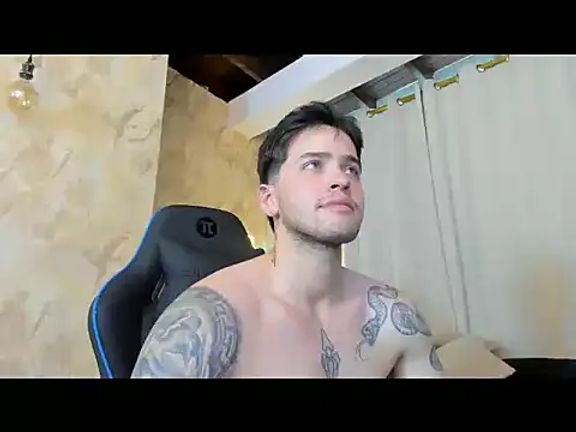 RONNY_COLTON