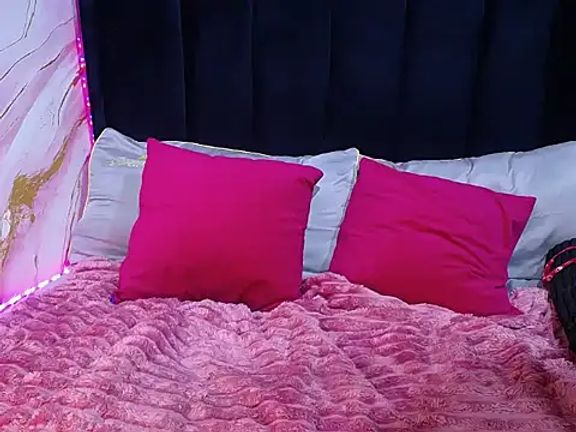 michellycherryxx24