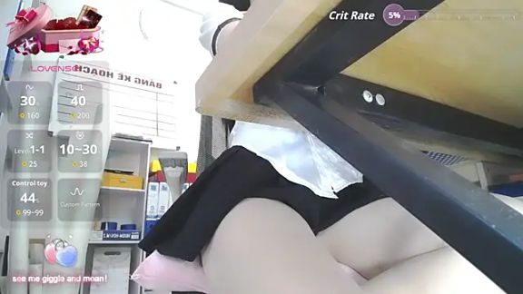 _GirlOffice_