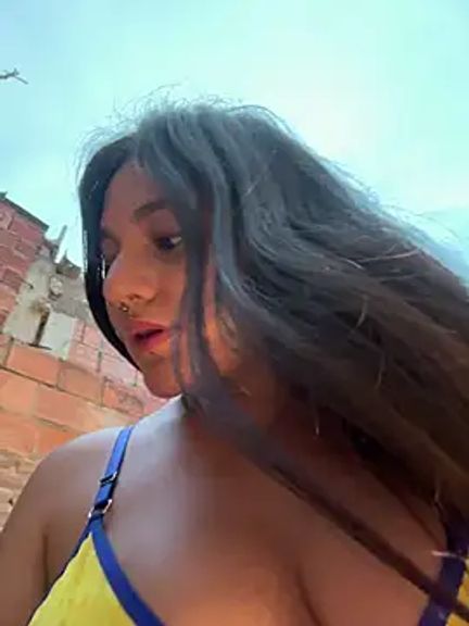Emily_Gomezz