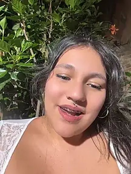Emily_Gomezz