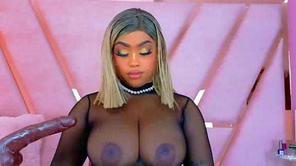 TiannahGlow