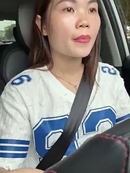 Emily_9xx