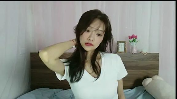 shy_pink_doll