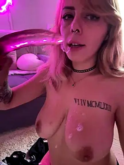 Mia_Railey