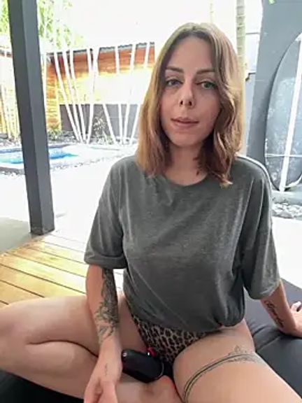 Mia_Railey