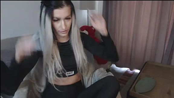 mia_lovely98
