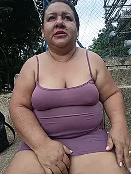 HORNY_MATURE25