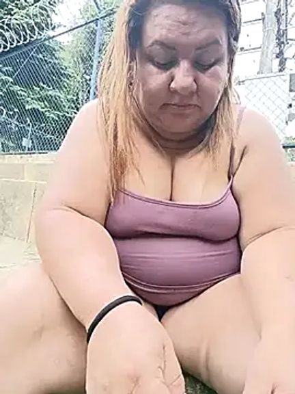 HORNY_MATURE25