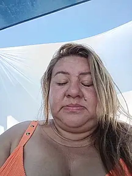 HORNY_MATURE25