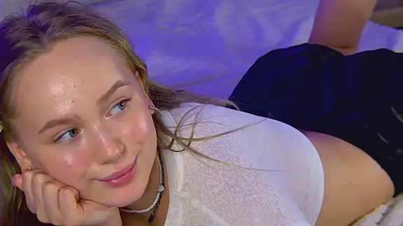 Emi_Sterling