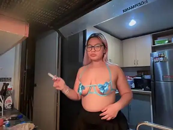Tina_Slick