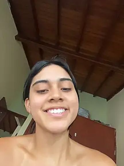mia_moonna