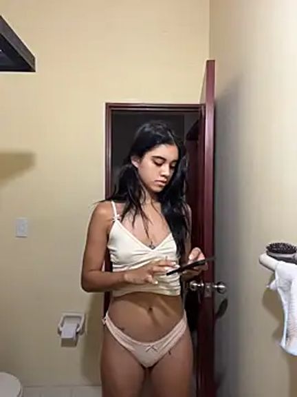 mia_moonna