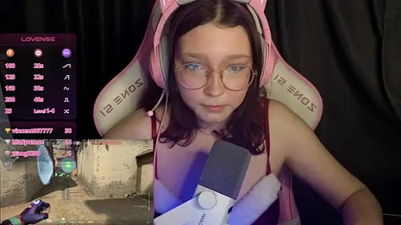 PinkiiAura