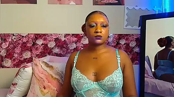EnchantingLisa
