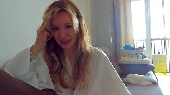 foxy_blond