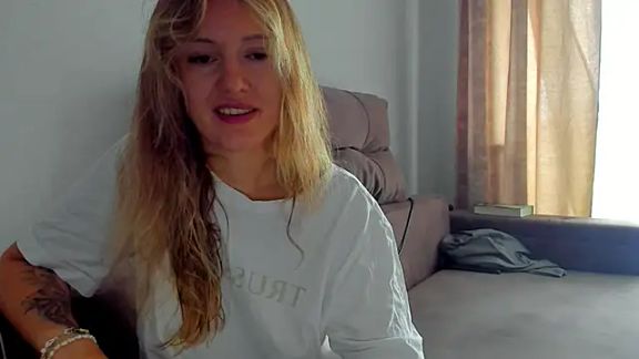 foxy_blond