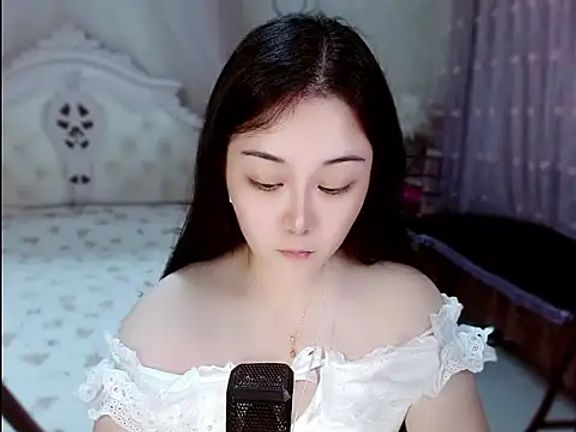 Amy-cnbaby