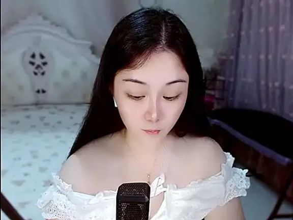 Amy-cnbaby