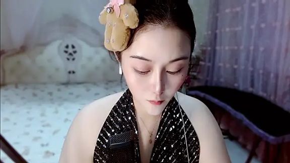 Amy-cnbaby