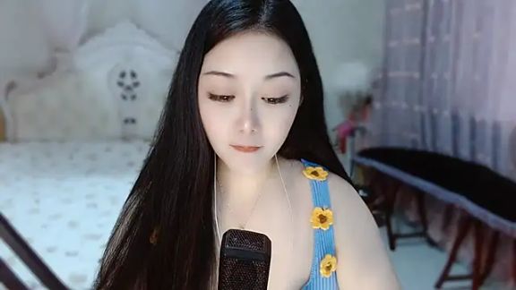 Amy-cnbaby