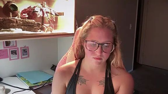 MUSCLEMOMMY1365